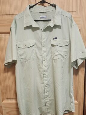 Columbia Men's Short Sleeve Button-Down Shirt - Sage Green